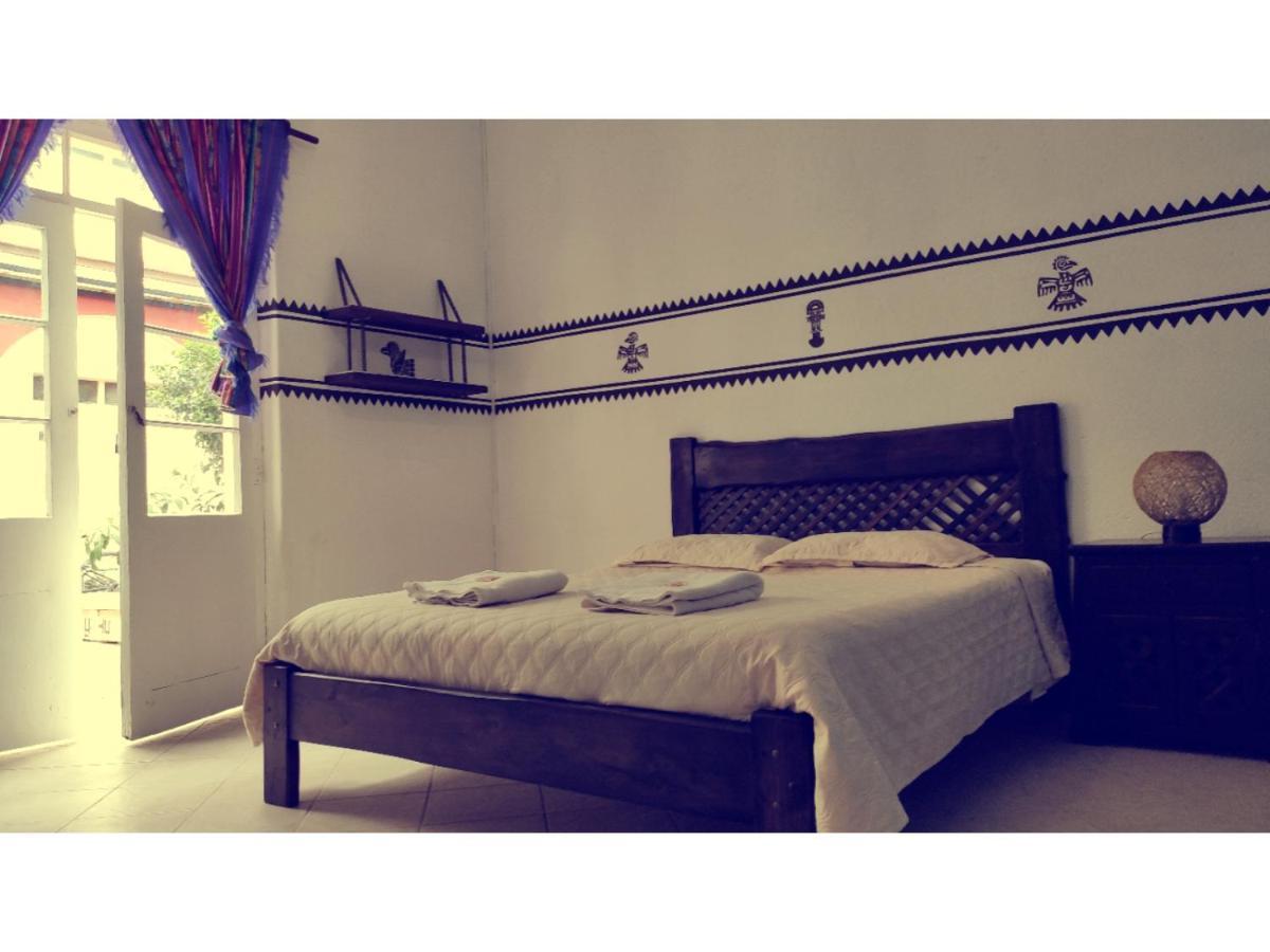 Hostal Yakumama กูเอ็งกา ภายนอก รูปภาพ