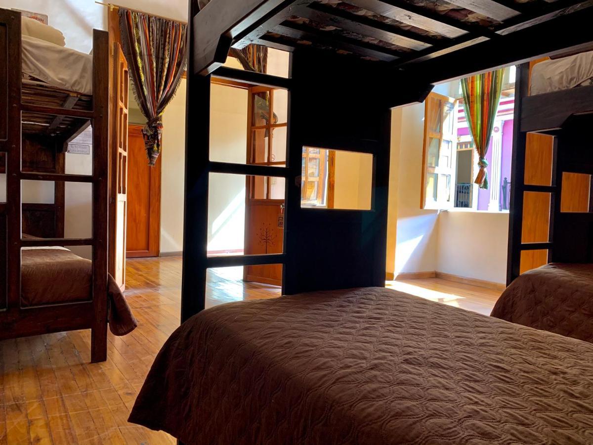 Hostal Yakumama กูเอ็งกา ภายนอก รูปภาพ