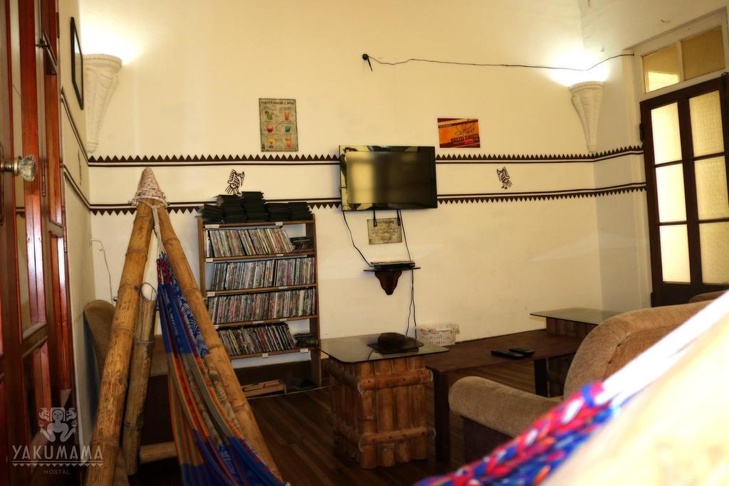 Hostal Yakumama กูเอ็งกา ภายนอก รูปภาพ